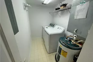 8234 Key Royal Cir, Naples, FL 34119 - Photo 14