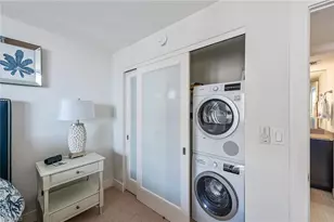 4001 Gulf Shore Blvd N, Naples, FL 34103 - Photo 16