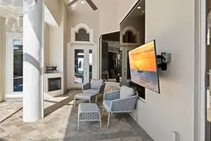 1534 Vintage Ln, Naples, FL 34104 - Photo 10