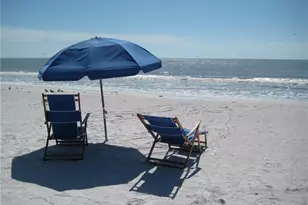 14819 Laguna Dr, Fort Myers, FL 33908 - Photo 48