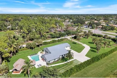 5630 Copper Leaf Ln, Naples, FL 34116 - Photo 32