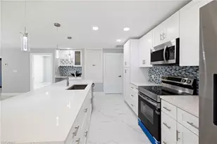 959 N Town and River Dr, Fort Myers, FL 33919 - Photo 10