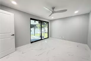 959 N Town and River Dr, Fort Myers, FL 33919 - Photo 12