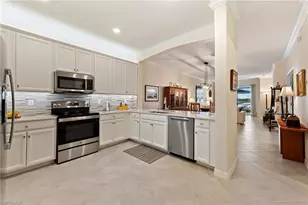 2652 Vine Ave, Naples, FL 34120 - Photo 10