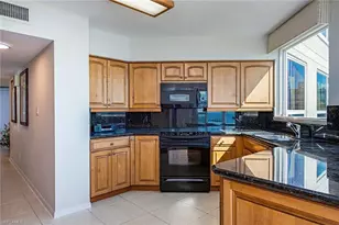 4251 Gulf Shore Blvd N, Naples, FL 34103 - Photo 6