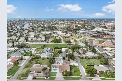 320 Marco Lake Dr, Marco Island, FL 34145 - Photo 28