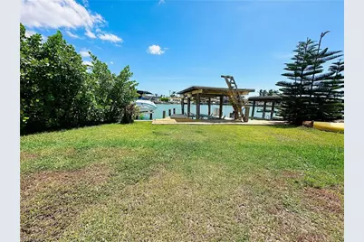 140 Pago Pago Dr W, Naples, FL 34113 - Photo 32