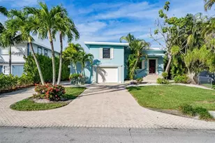 1283 Grand Canal Dr, Naples, FL 34110 - Photo 2