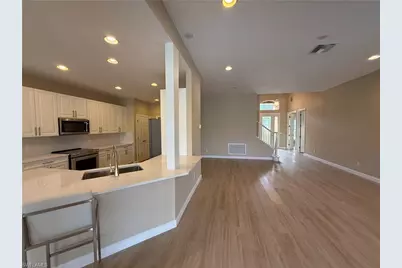 10228 Cobble Hill Rd, Bonita Springs, FL 34135 - Photo 4
