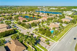 1558 Serrano Cir, Naples, FL 34105 - Photo 30