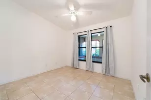 2009 Pine Isle Ln, Naples, FL 34112 - Photo 16