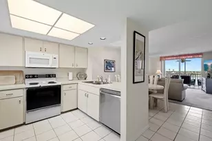 897 Collier Ct, Marco Island, FL 34145 - Photo 8