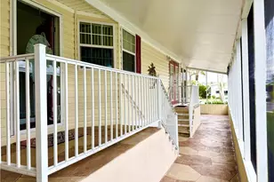 22 Amethyst Ave, Naples, FL 34114 - Photo 8