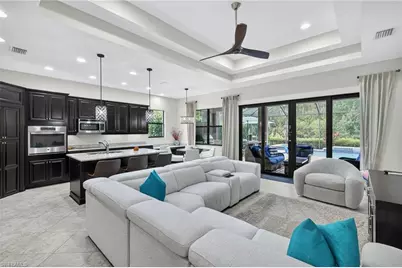 9219 Isla Bella Cir, Bonita Springs, FL 34135 - Photo 2