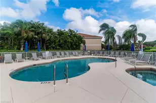 2925 Cypress Trace Cir, Naples, FL 34119 - Photo 30