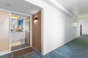 4051 Gulf Shore Blvd N, Naples, FL 34103 - Photo 6