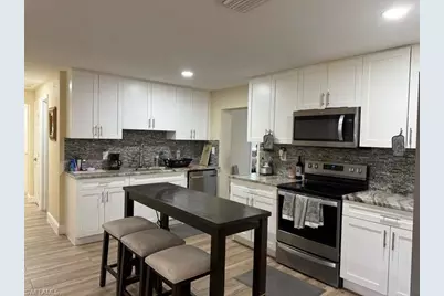 1273 5th Ave N, Naples, FL 34102 - Photo 4