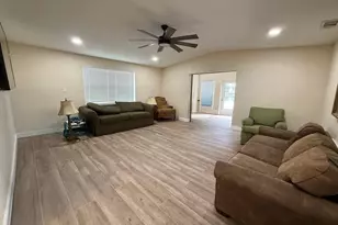 1273 5th Ave N, Naples, FL 34102 - Photo 6