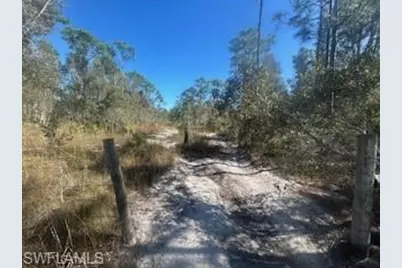 4 NE 1st Rd, Cape Coral, FL 33993 - Photo 8