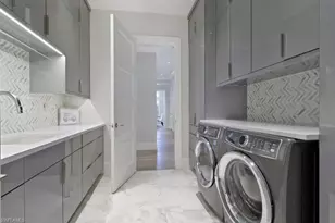 678 Katemore Ln, Naples, FL 34108 - Photo 36