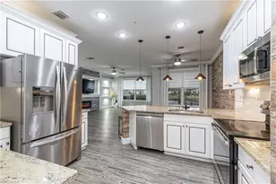 1330 Mariposa Cir, Naples, FL 34105 - Photo 4