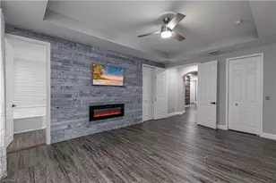 1330 Mariposa Cir, Naples, FL 34105 - Photo 14
