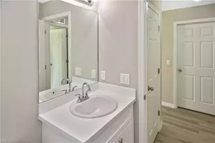 902 Lytle St E, Lehigh Acres, FL 33974 - Photo 14