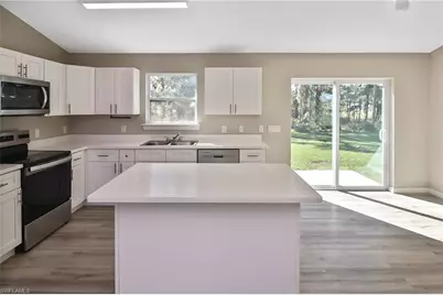 902 Lytle St E, Lehigh Acres, FL 33974 - Photo 28