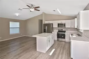 902 Lytle St E, Lehigh Acres, FL 33974 - Photo 26