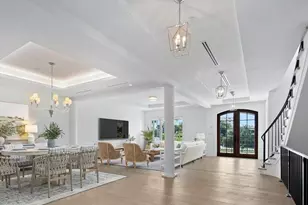 745 12th Ave S, Naples, FL 34102 - Photo 8