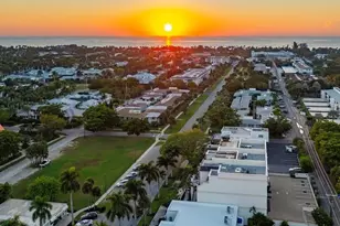 745 12th Ave S, Naples, FL 34102 - Photo 6