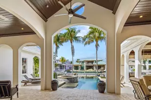 1750 4th St S, Naples, FL 34102 - Photo 42