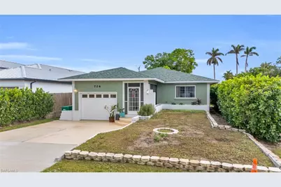 726 109th Ave N, Naples, FL 34108 - Photo 6