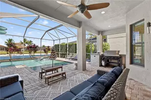 4126 Aspen Chase Dr, Naples, FL 34119 - Photo 2