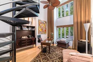 883 Galleon Dr, Naples, FL 34102 - Photo 22