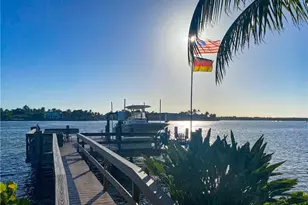 883 Galleon Dr, Naples, FL 34102 - Photo 42