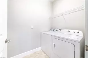 1606 Oceania Dr S, Naples, FL 34113 - Photo 20