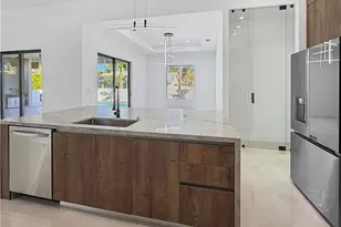 5405 SW 25th Ct, Cape Coral, FL 33914 - Photo 10