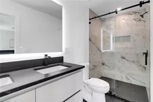 272 Yorkshire Ct, Naples, FL 34112 - Photo 18