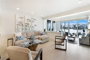 800 River Point Dr, Naples, FL 34102 - Photo 14