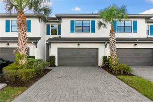 7421 Rockefeller Dr, Naples, FL 34119 - Photo 2
