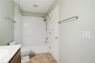 1050 Albany Ct, Naples, FL 34105 - Photo 30