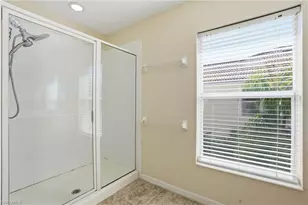 1050 Albany Ct, Naples, FL 34105 - Photo 24