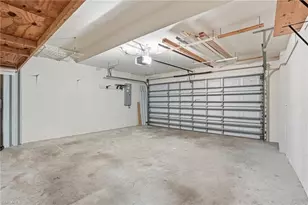 1050 Albany Ct, Naples, FL 34105 - Photo 34