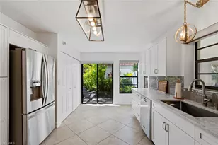 5880 Via Lugano, Naples, FL 34108 - Photo 4