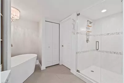 5880 Via Lugano #104, Naples, FL 34108 - Photo 14