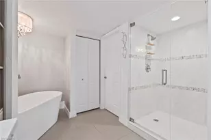 5880 Via Lugano, Naples, FL 34108 - Photo 14