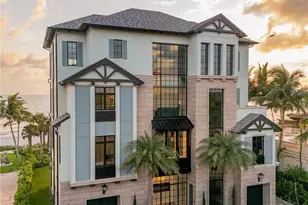 7409 Bay Colony Dr, Naples, FL 34108 - Photo 2