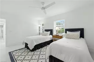 3070 Gulf Shore Blvd N, Naples, FL 34103 - Photo 20