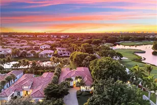 2249 Miramonte Ct, Naples, FL 34105 - Photo 16